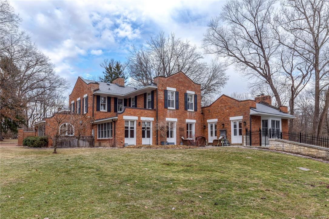 Von Schrader Estate - Residential