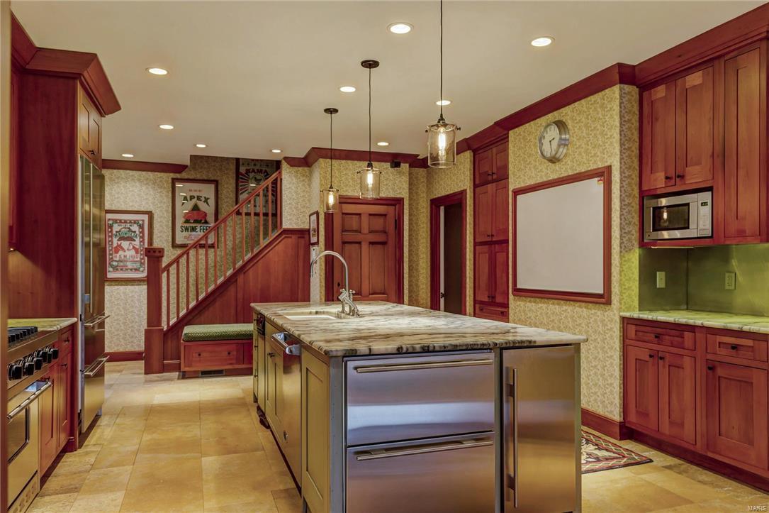 Von Schrader Estate - Residential