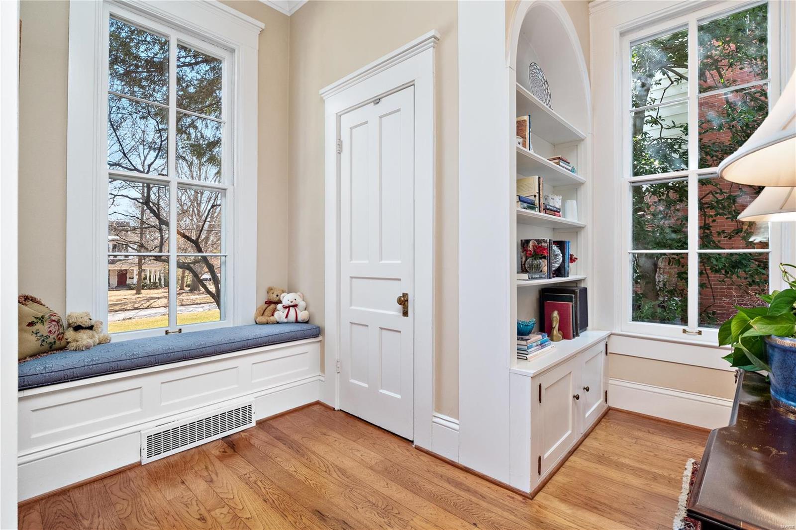 Sarpy Tract - Residential