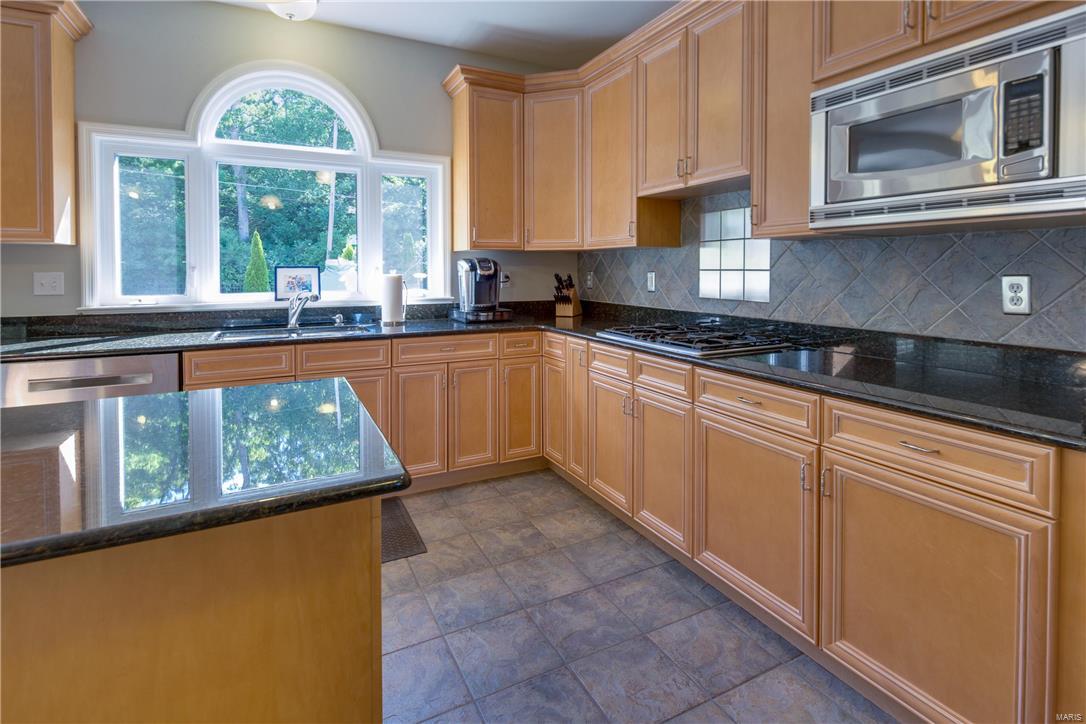 Anton Place - Residential