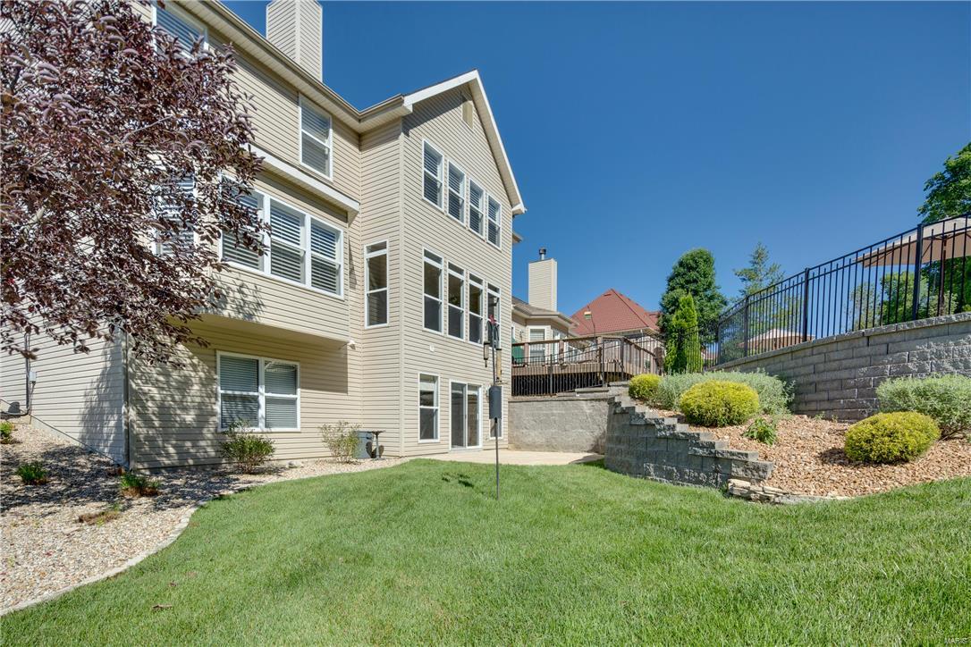 Anton Place - Residential