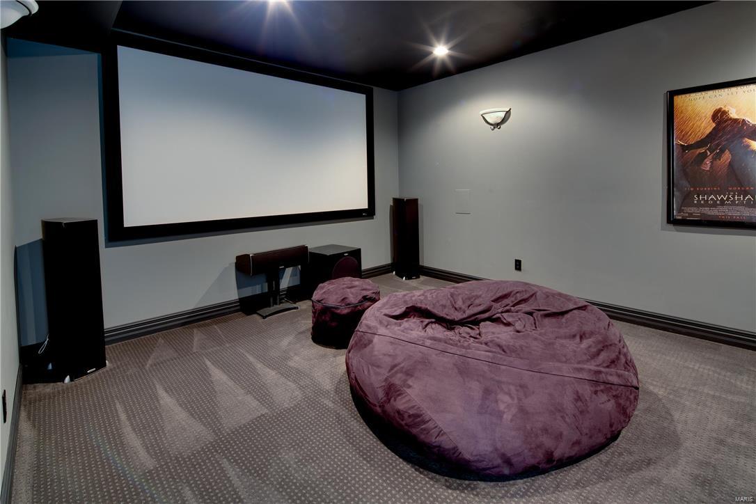 Anton Place - Residential