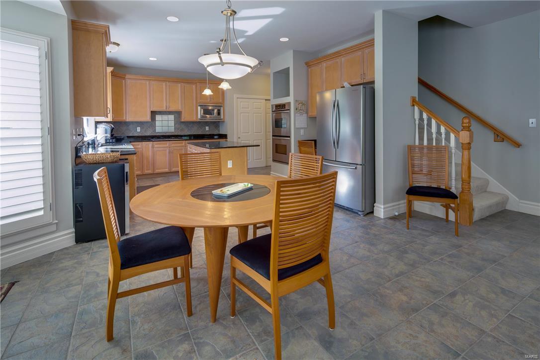 Anton Place - Residential