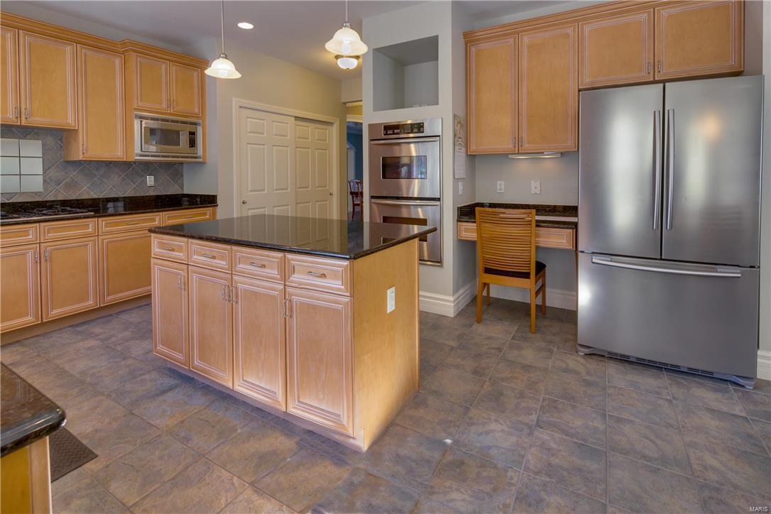 Anton Place - Residential