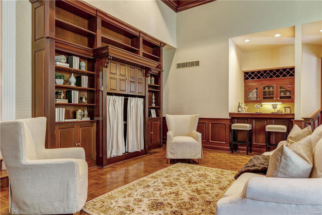 Village On Conway One - Residential