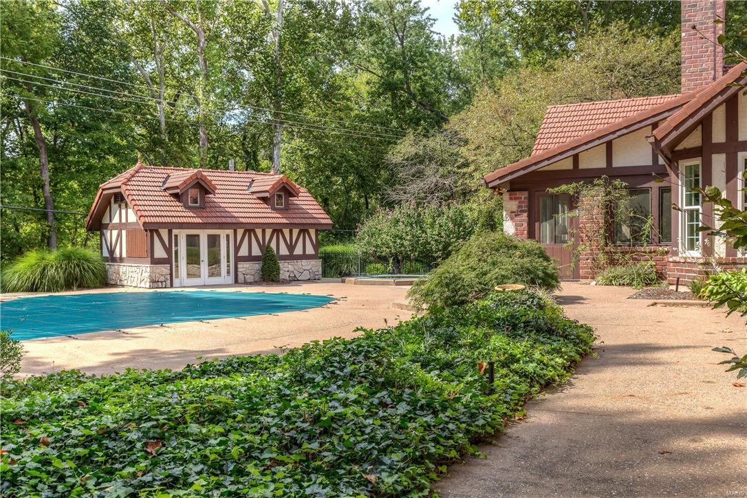 Village On Conway One - Residential