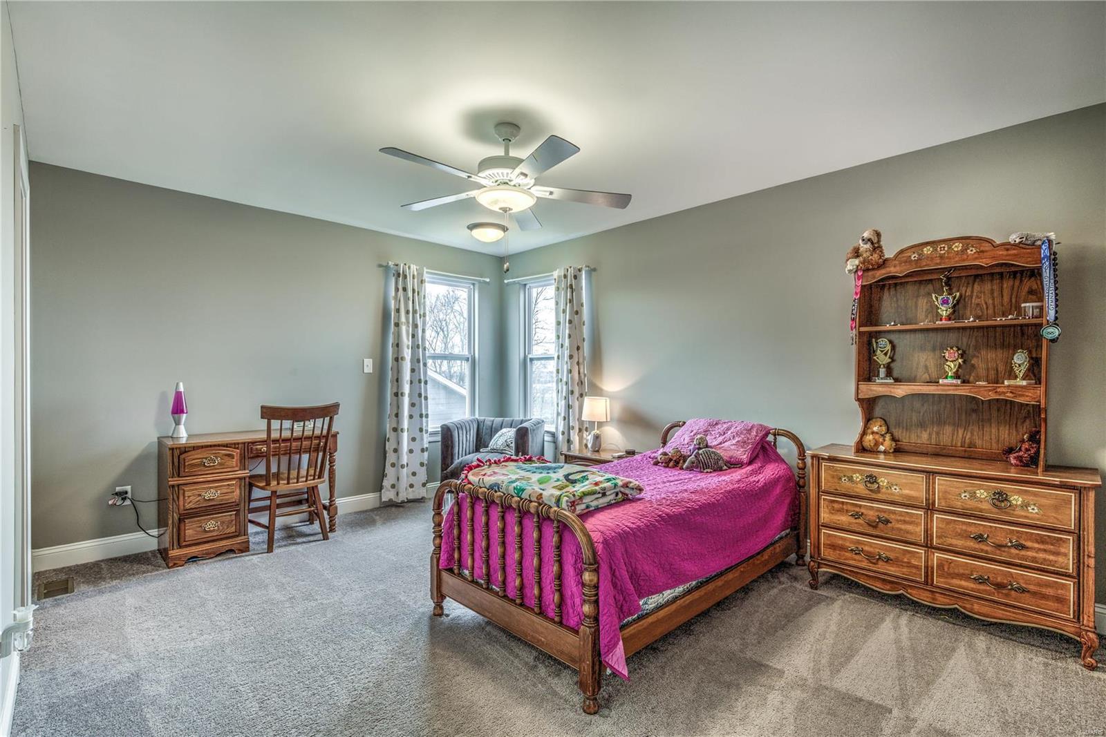 Bur Oaks - Residential