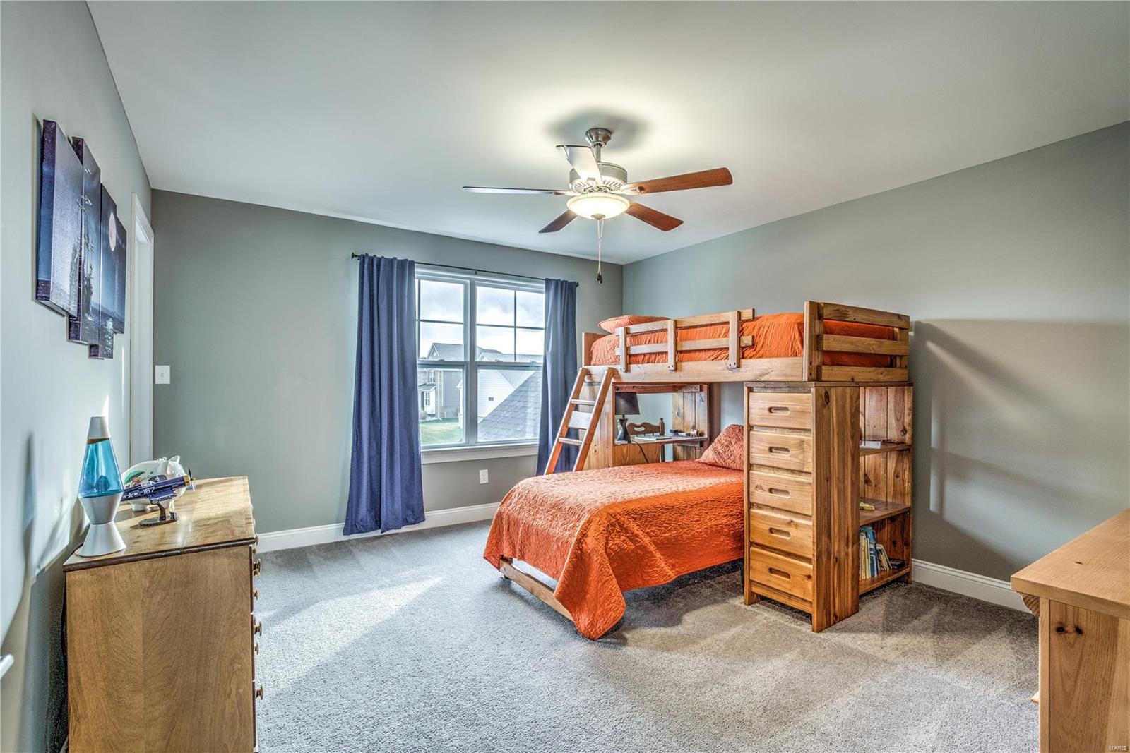 Bur Oaks - Residential