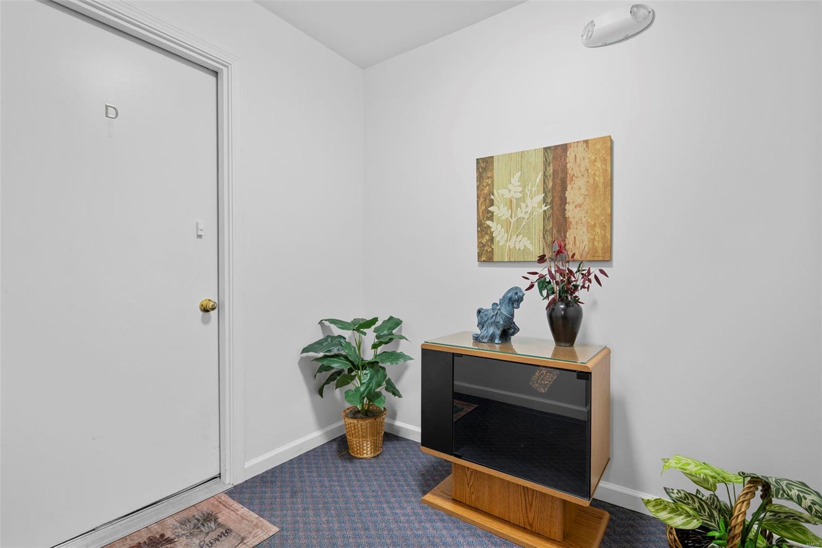 Whitehall Place Condo Ph - Residential