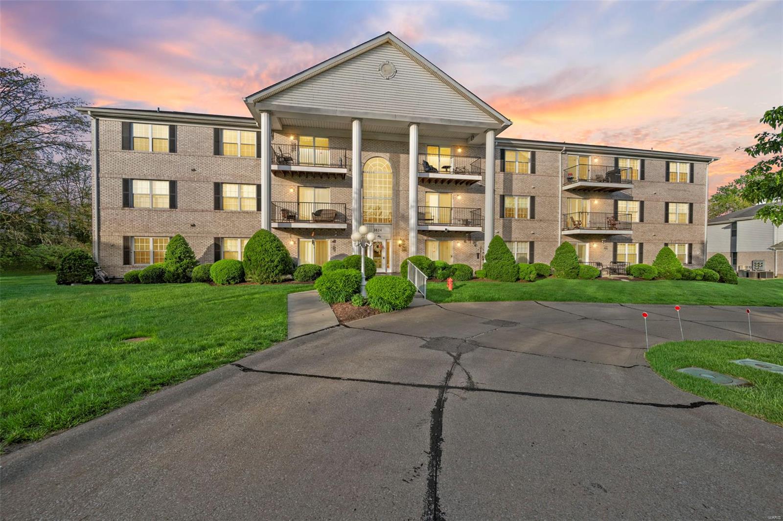 Whitehall Place Condo Ph - Residential