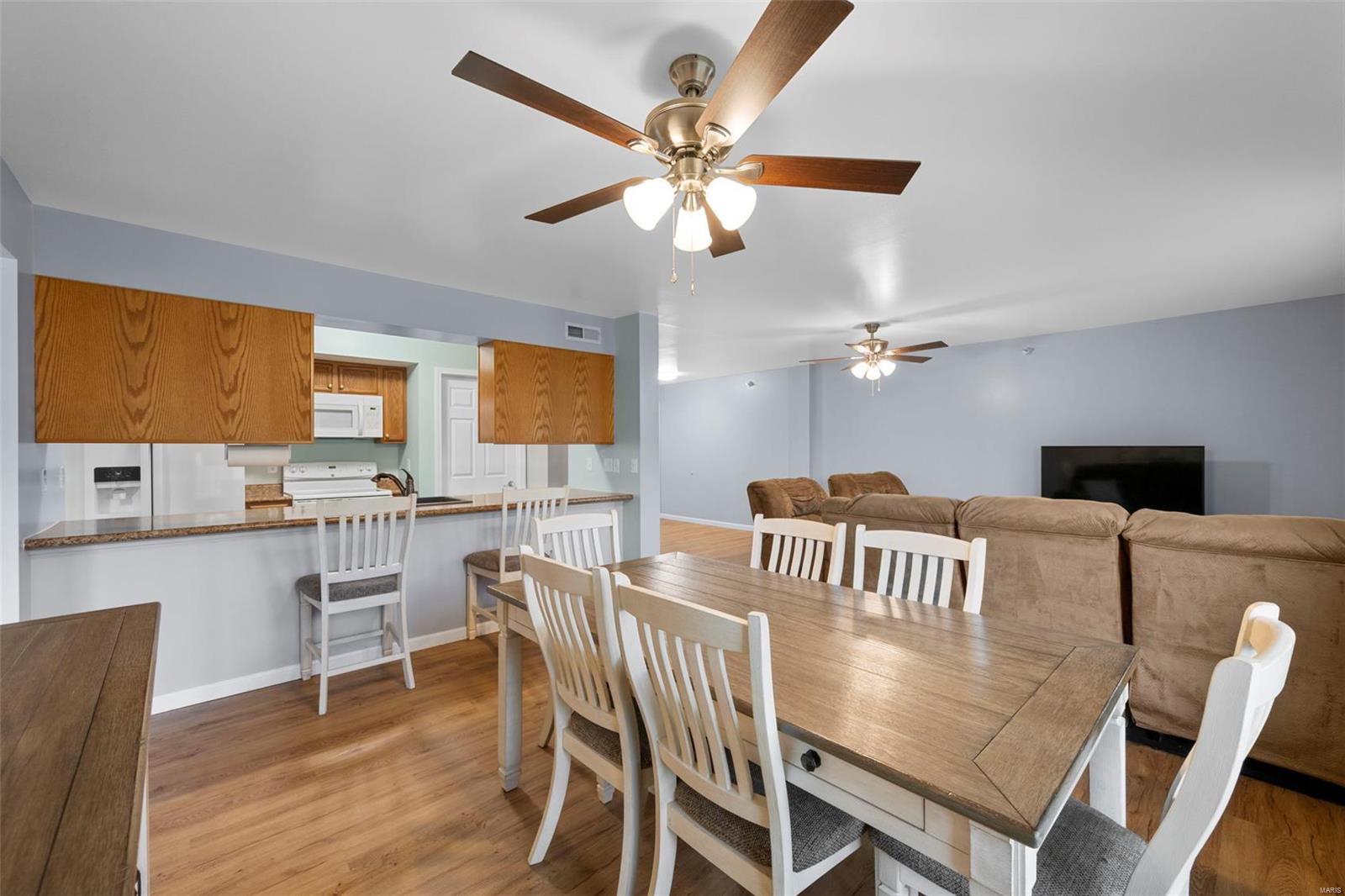 Whitehall Place Condo Ph - Residential