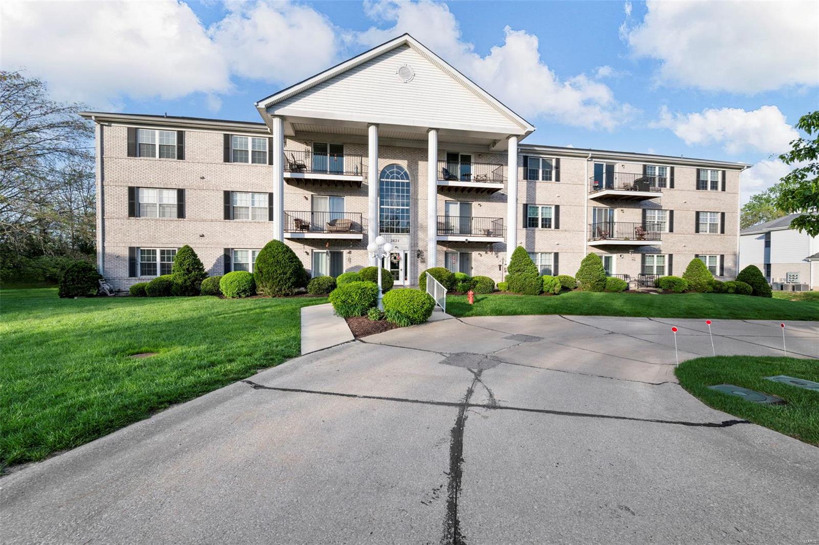 Whitehall Place Condo Ph - Residential