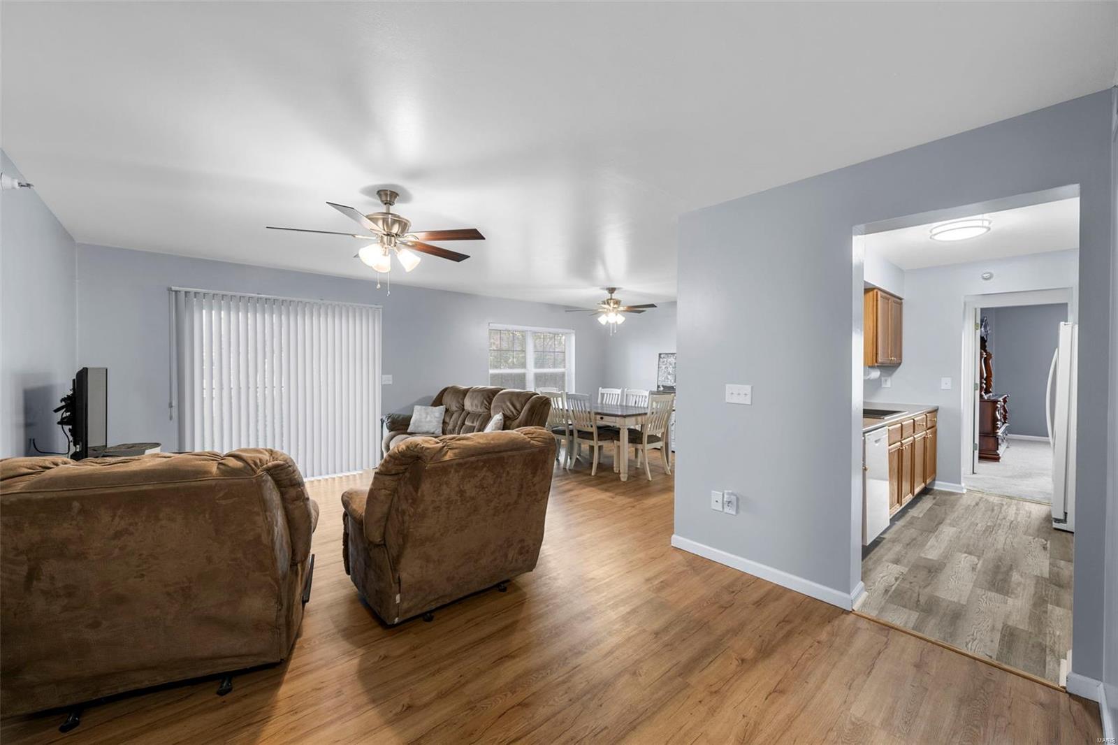 Whitehall Place Condo Ph - Residential