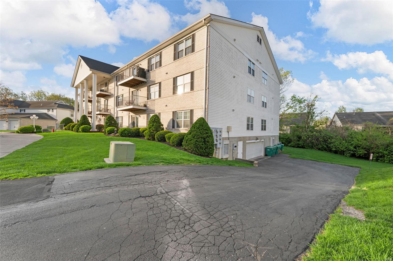 Whitehall Place Condo Ph - Residential