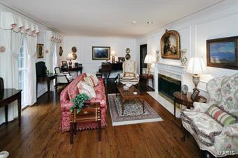 Bellerive Country Club Grounds - Residential