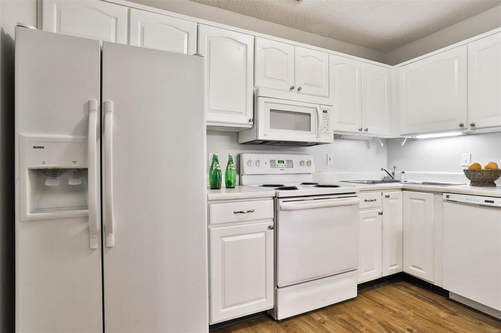 Brentwood Forest Condo Ph Six - Residential