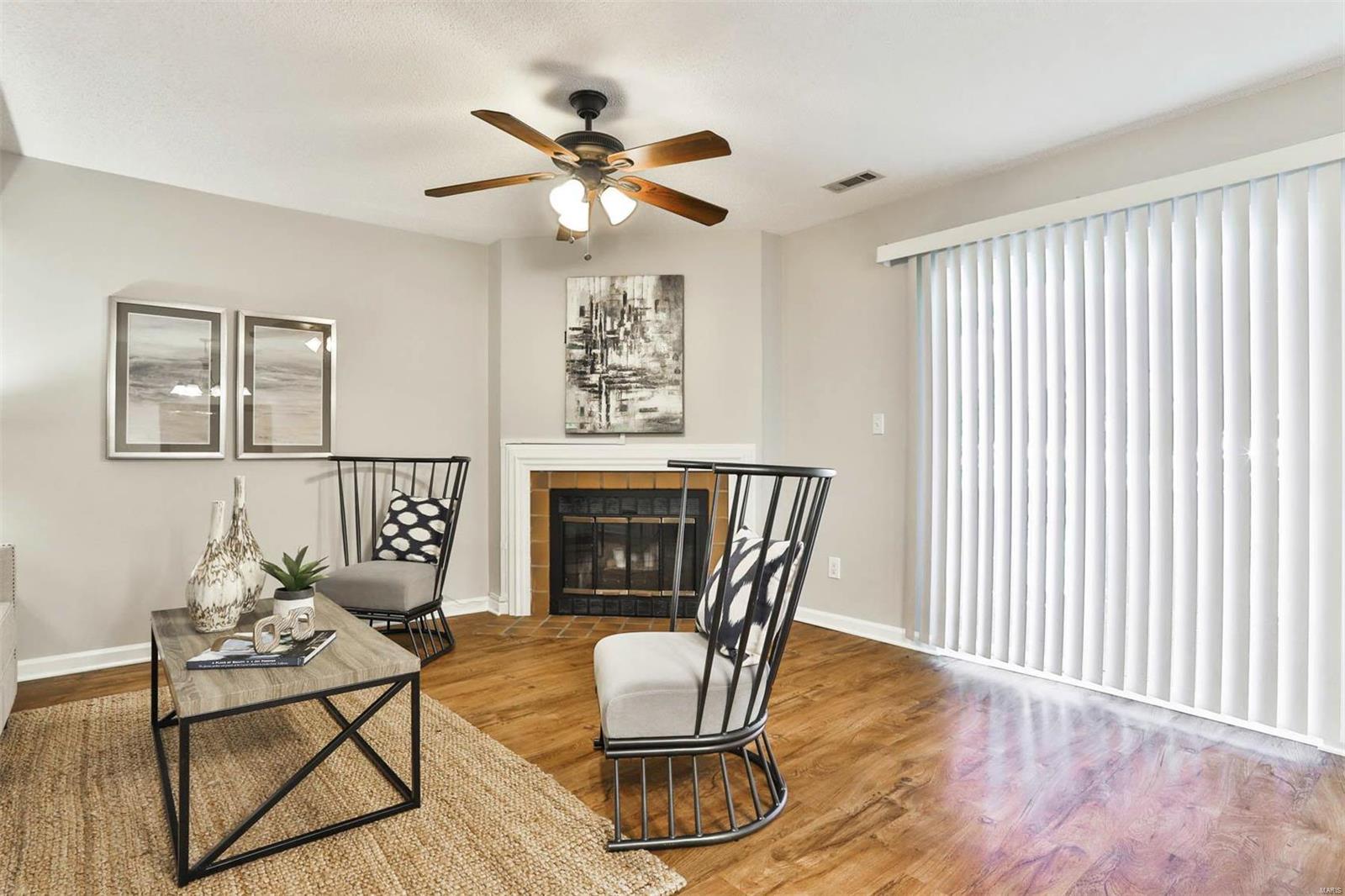 Brentwood Forest Condo Ph Six - Residential