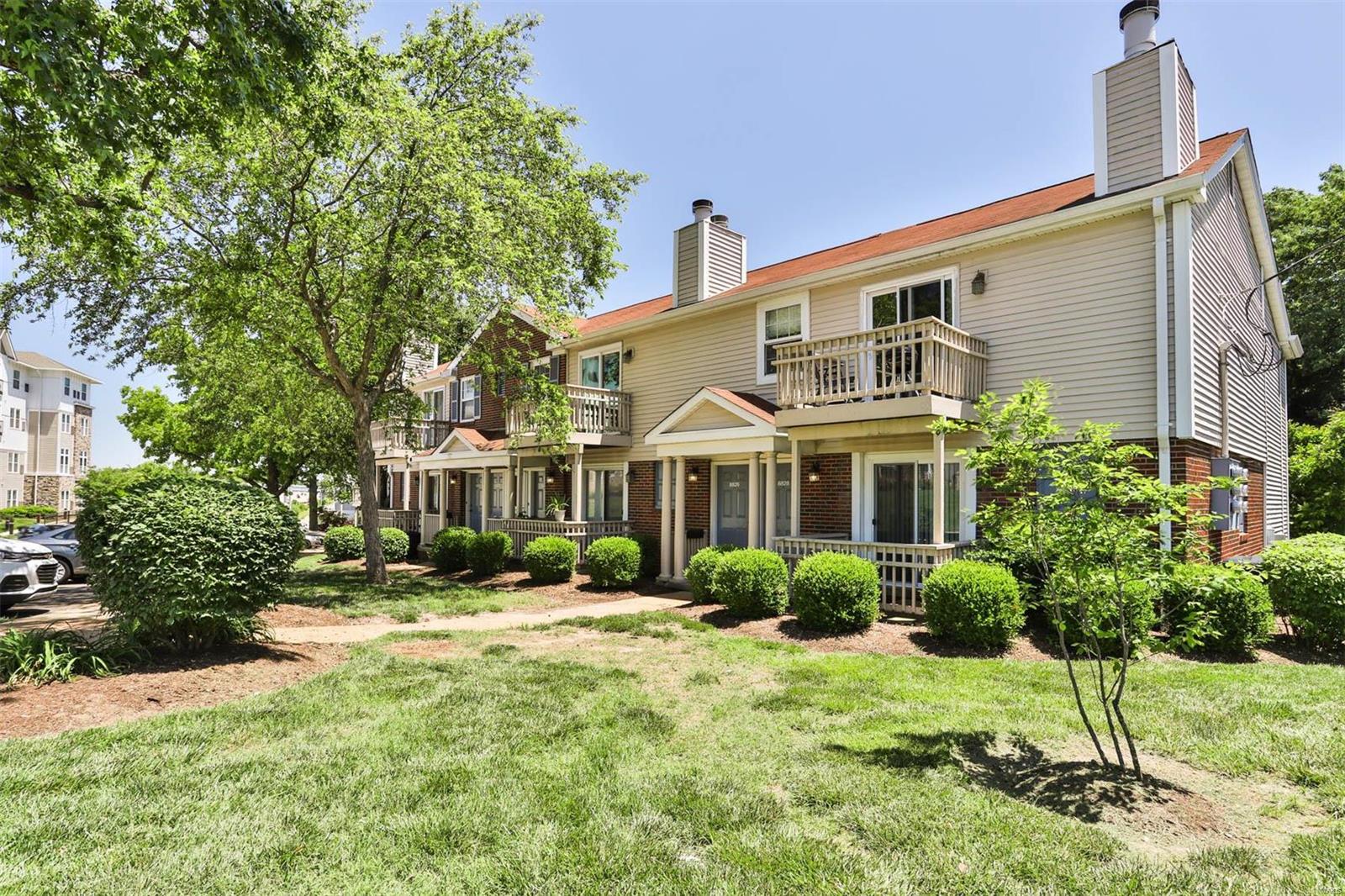 Brentwood Forest Condo Ph Six - Residential