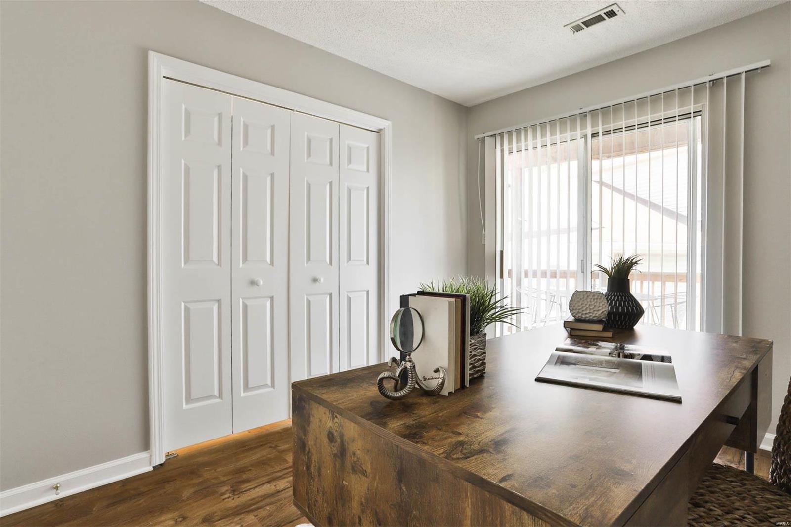 Brentwood Forest Condo Ph Six - Residential