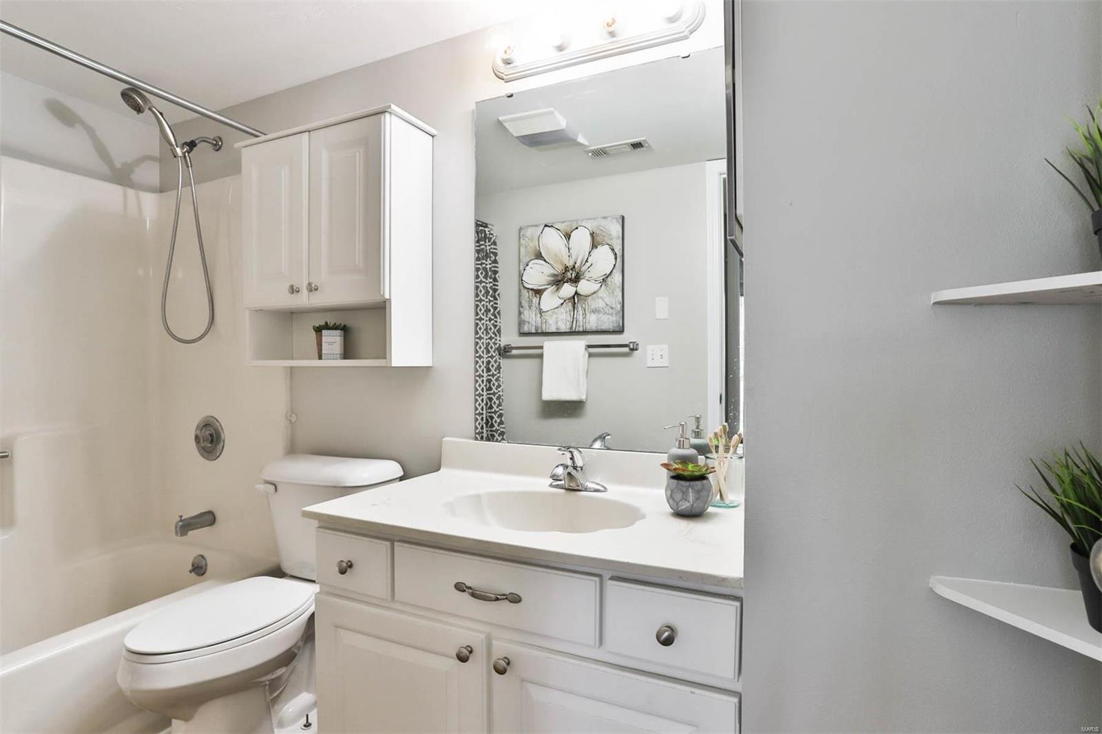 Brentwood Forest Condo Ph Six - Residential