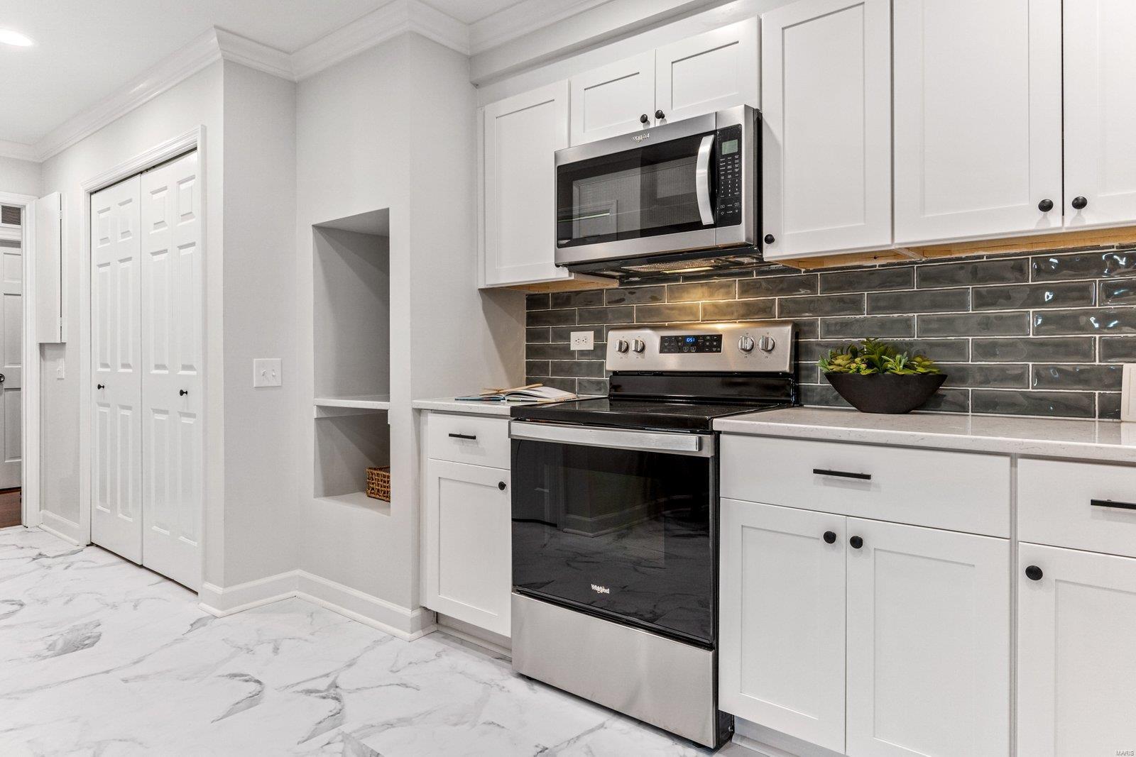 St Louis, Missouri 63141, United States, 2 Bedrooms Bedrooms, ,2 BathroomsBathrooms,Residential,Pending,45949