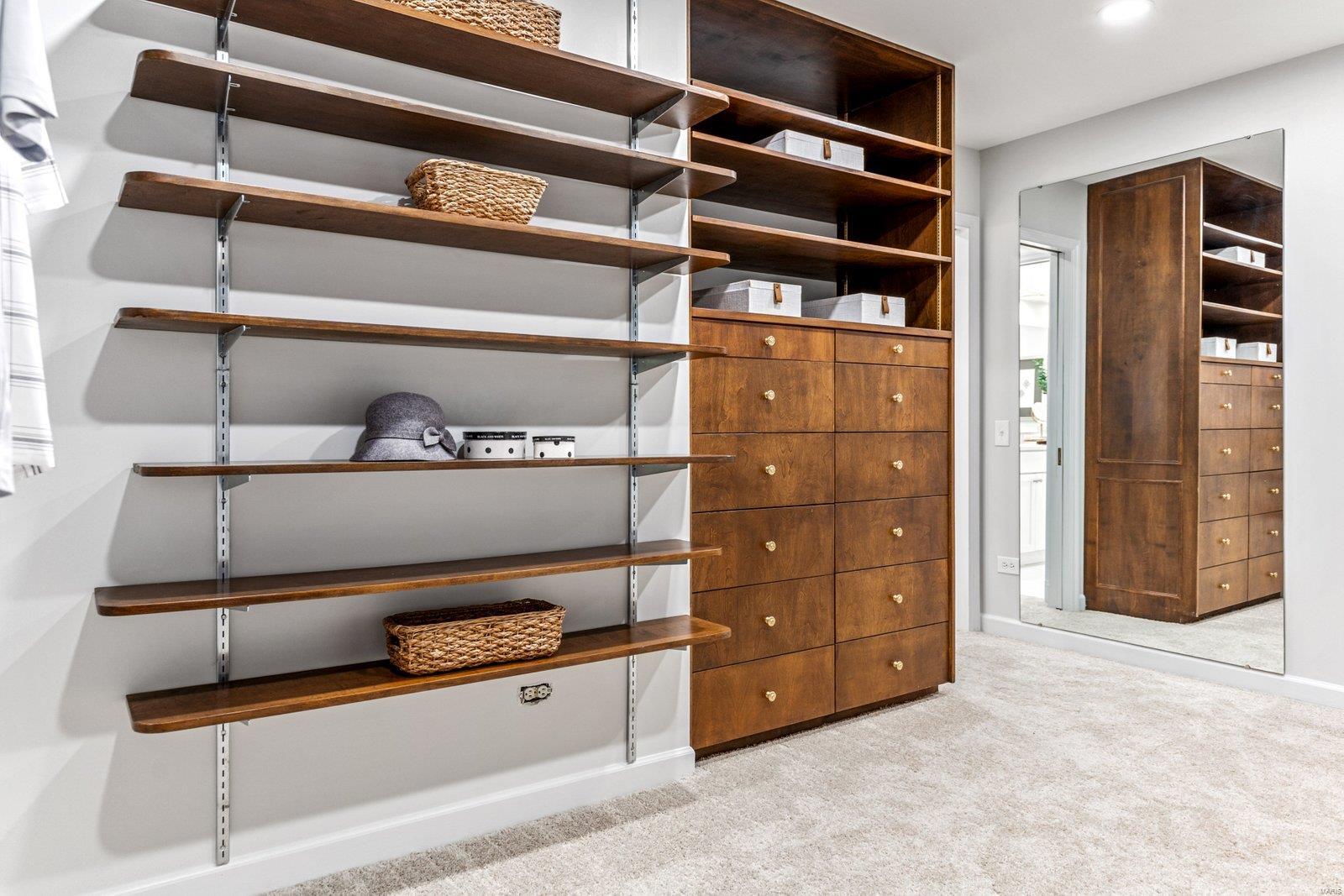 St Louis, Missouri 63141, United States, 2 Bedrooms Bedrooms, ,2 BathroomsBathrooms,Residential,Pending,45949