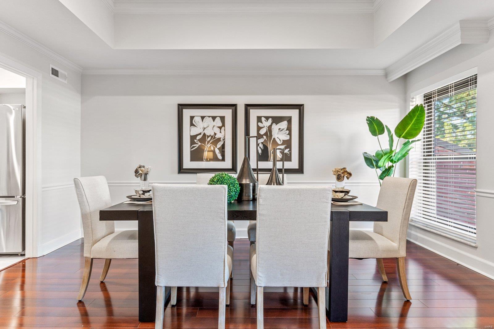 St Louis, Missouri 63141, United States, 2 Bedrooms Bedrooms, ,2 BathroomsBathrooms,Residential,Pending,45949