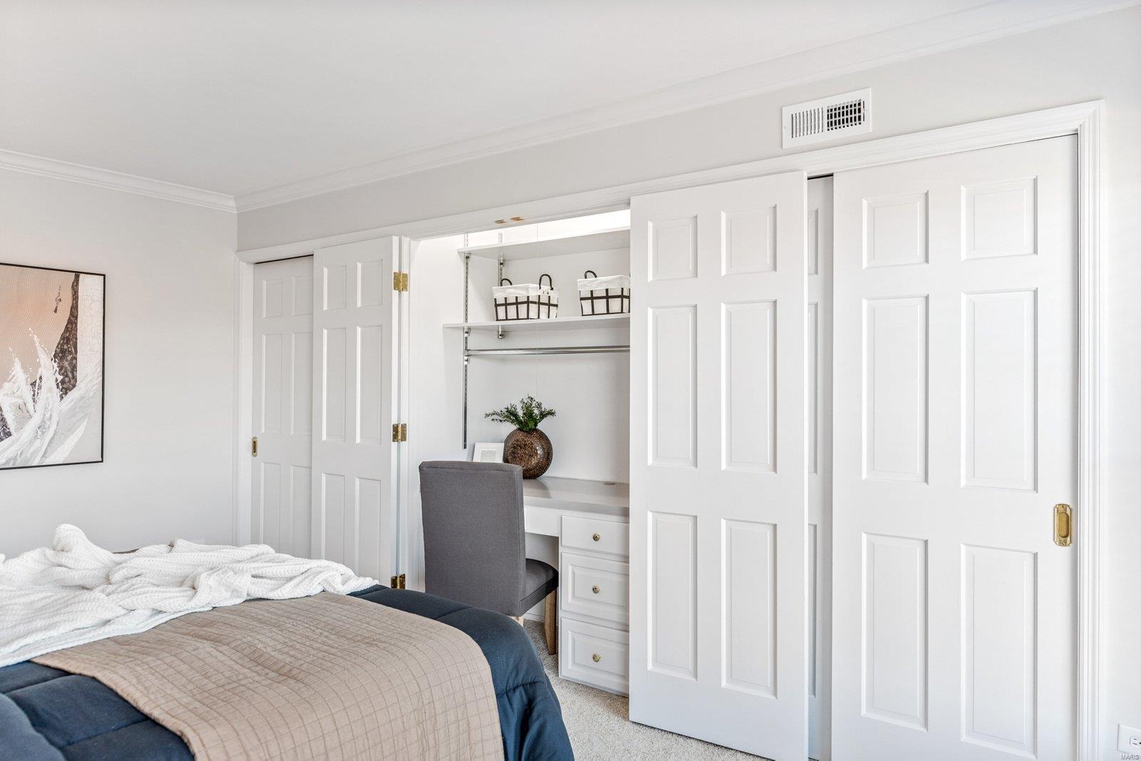 St Louis, Missouri 63141, United States, 2 Bedrooms Bedrooms, ,2 BathroomsBathrooms,Residential,Pending,45949