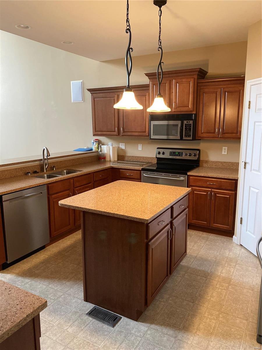 Madison Park Villas Resub - Residential Lease