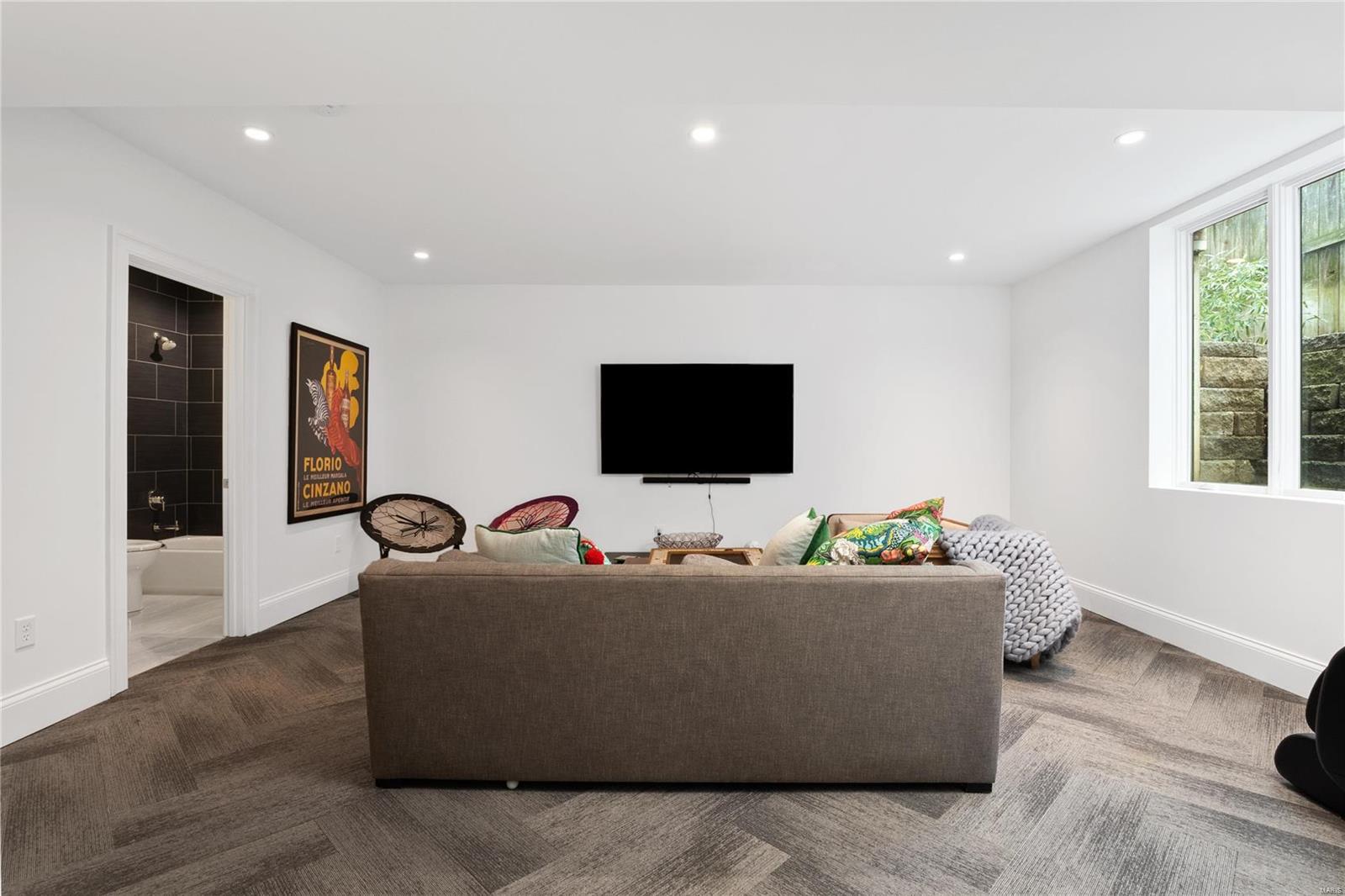 Hillcrest - Residential