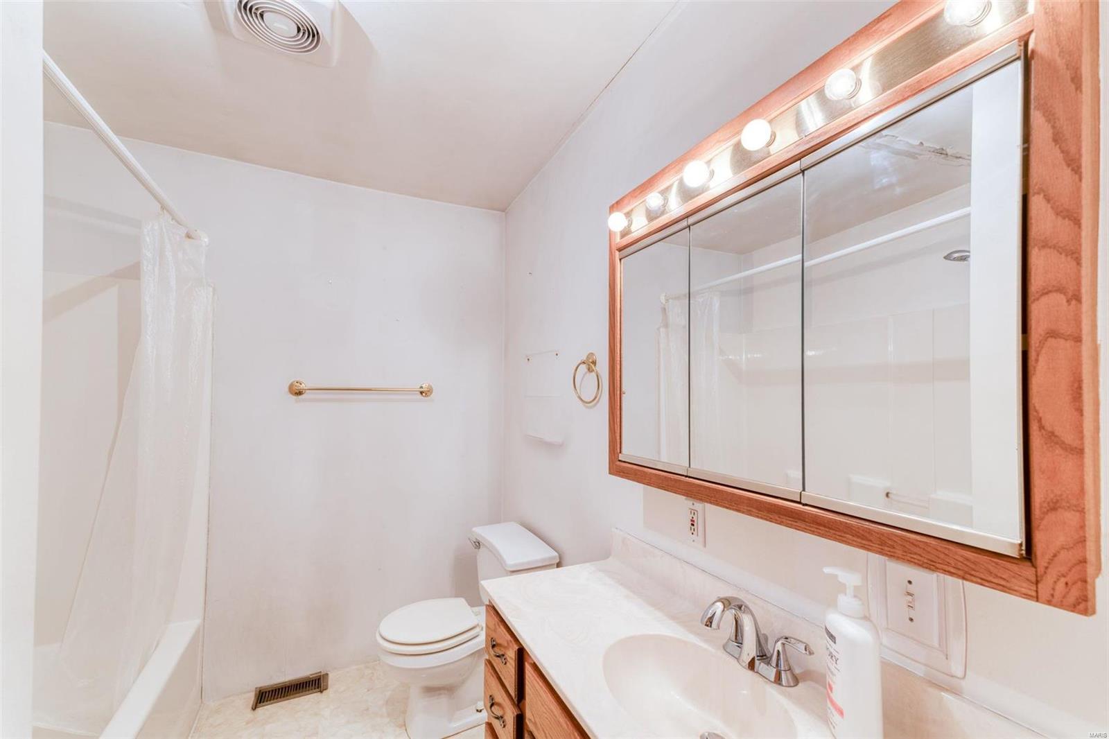 Oak Lawn Terrace - Residential