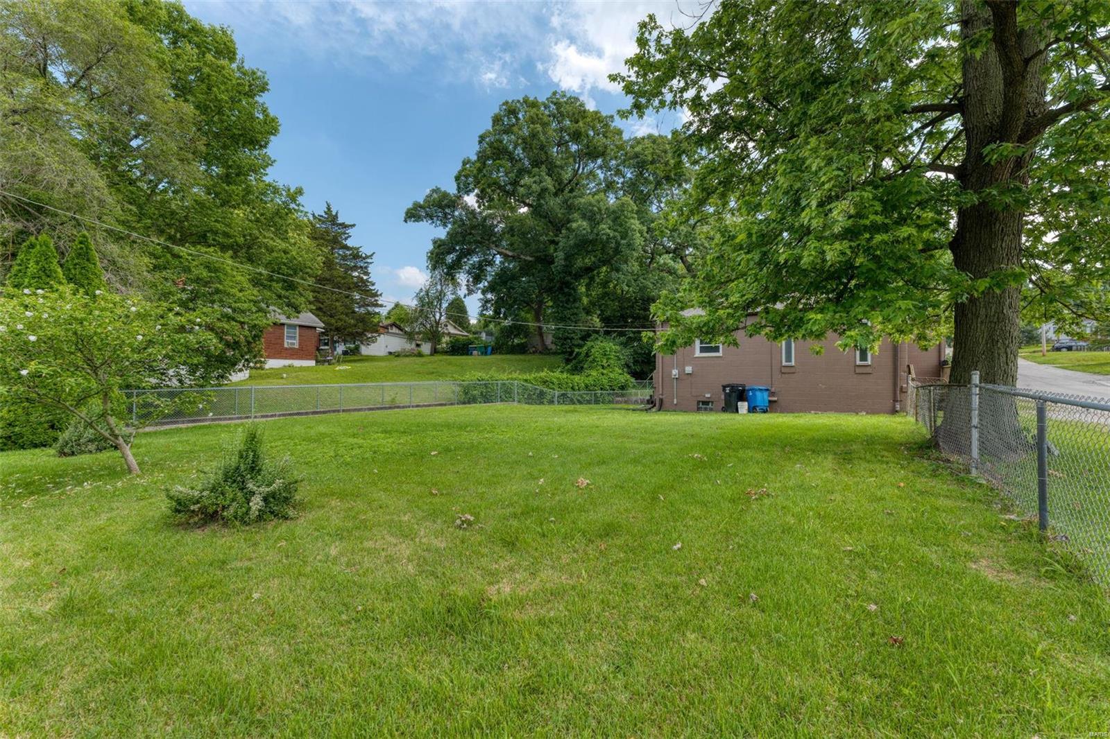 Oak Lawn Terrace - Residential