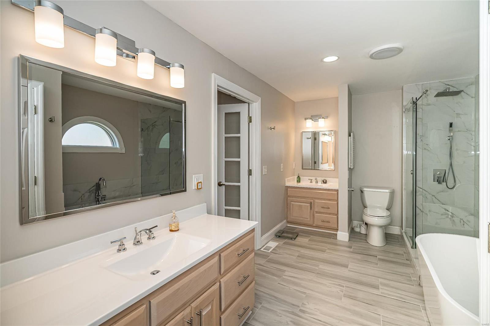 Ladue Trails Sec Of The Village Of - Residential