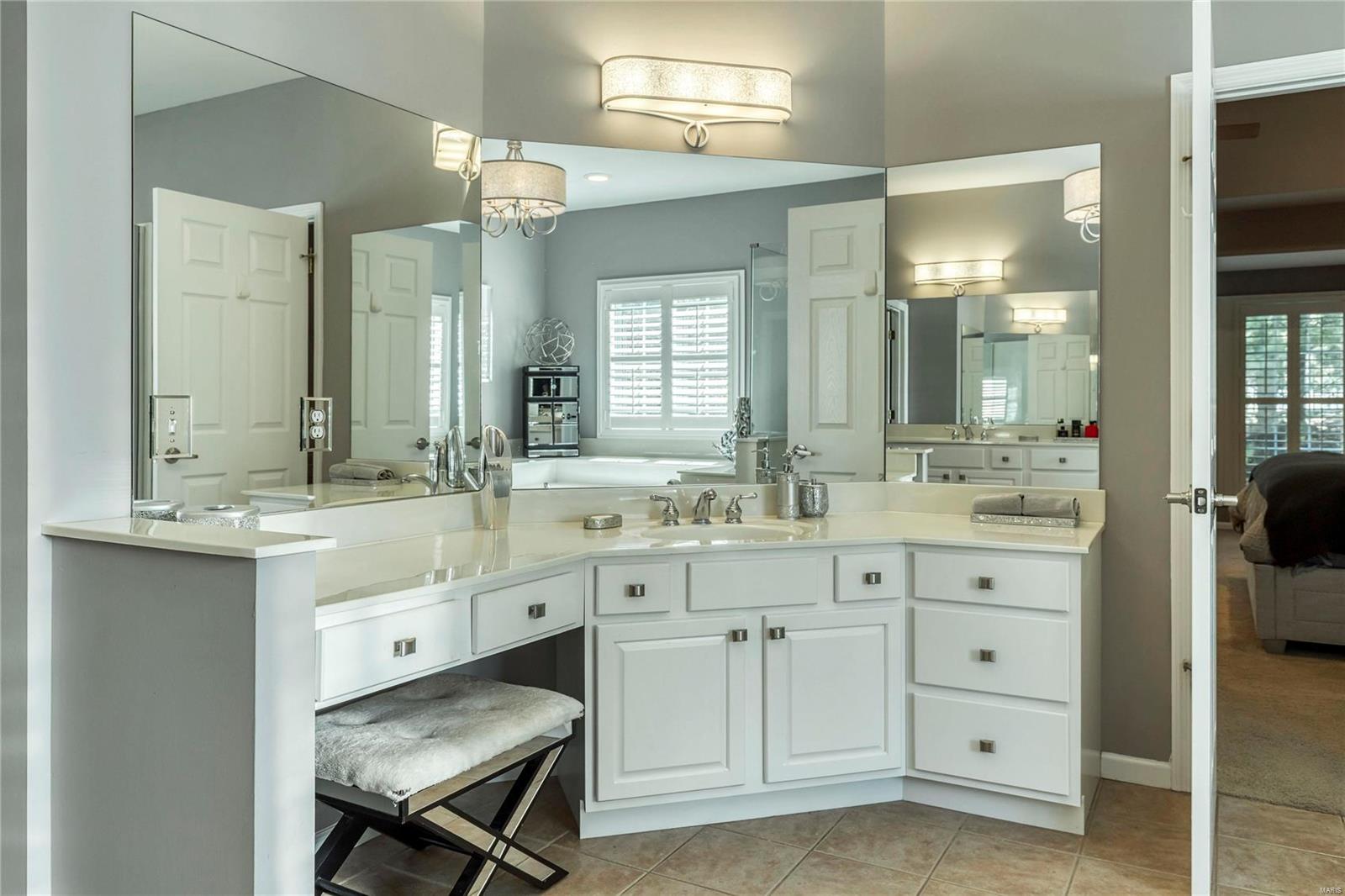 Seasons At Schoettler - Residential