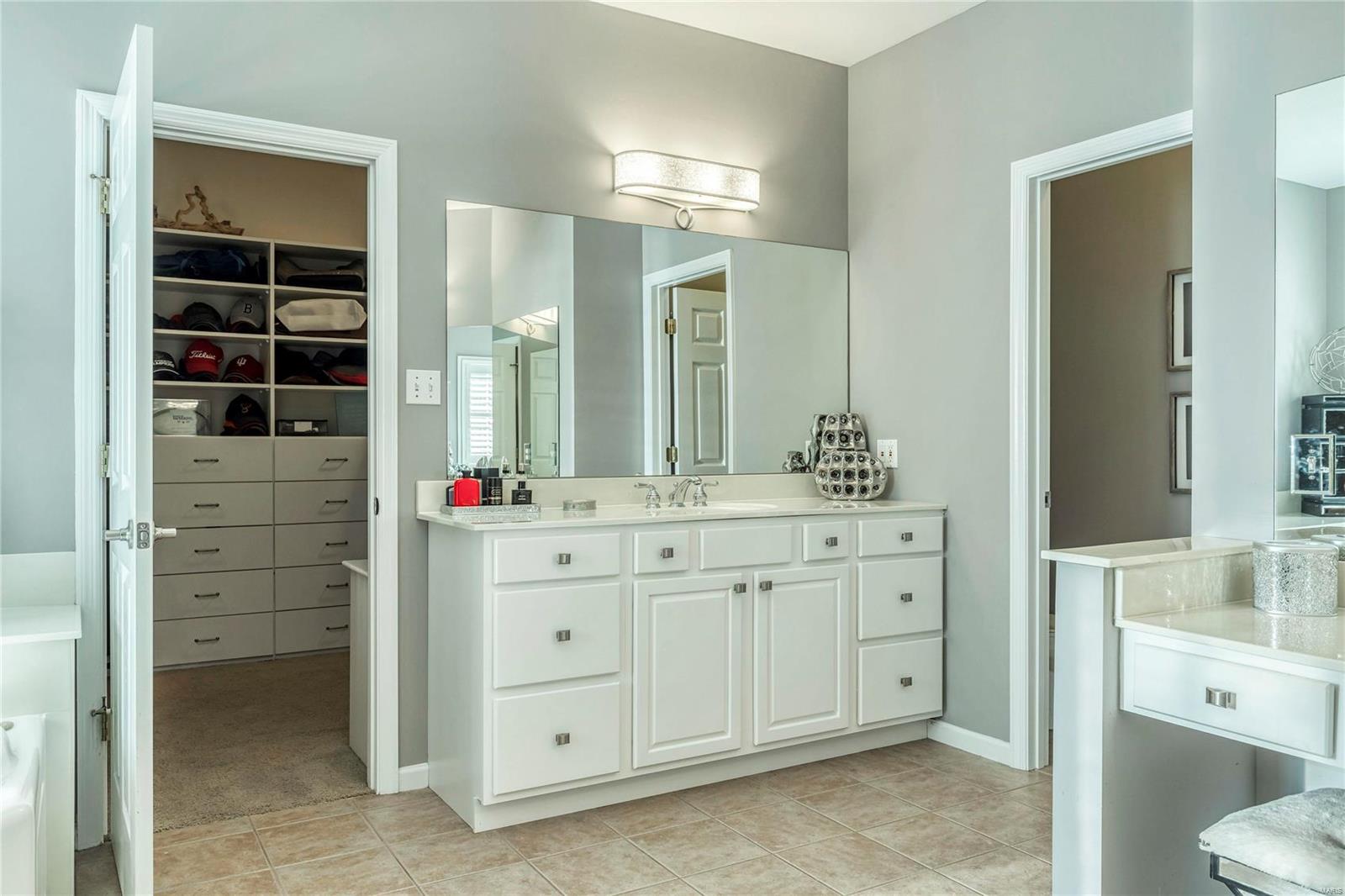 Seasons At Schoettler - Residential