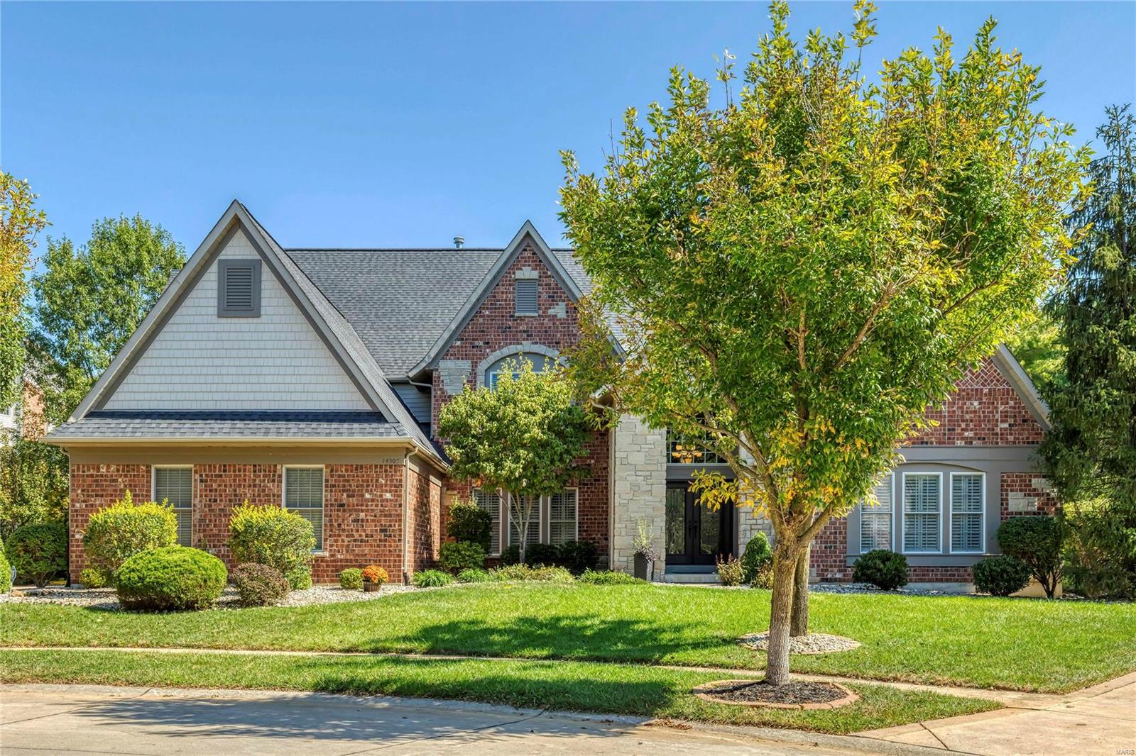 Seasons At Schoettler - Residential