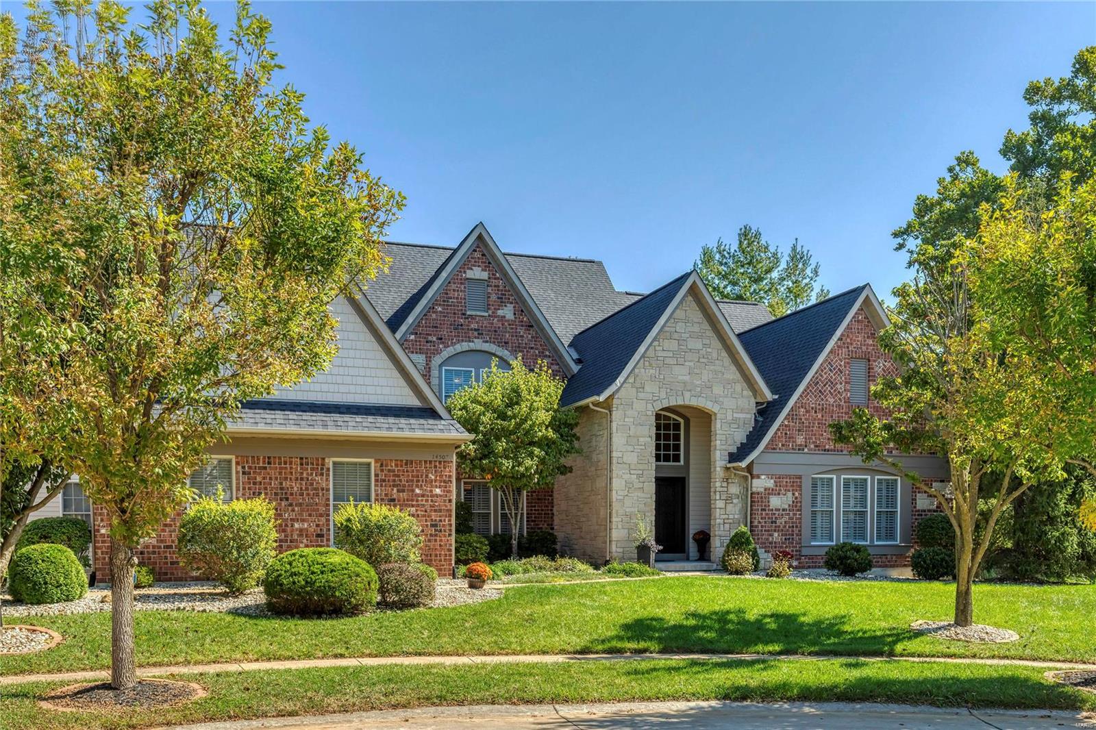 Seasons At Schoettler - Residential