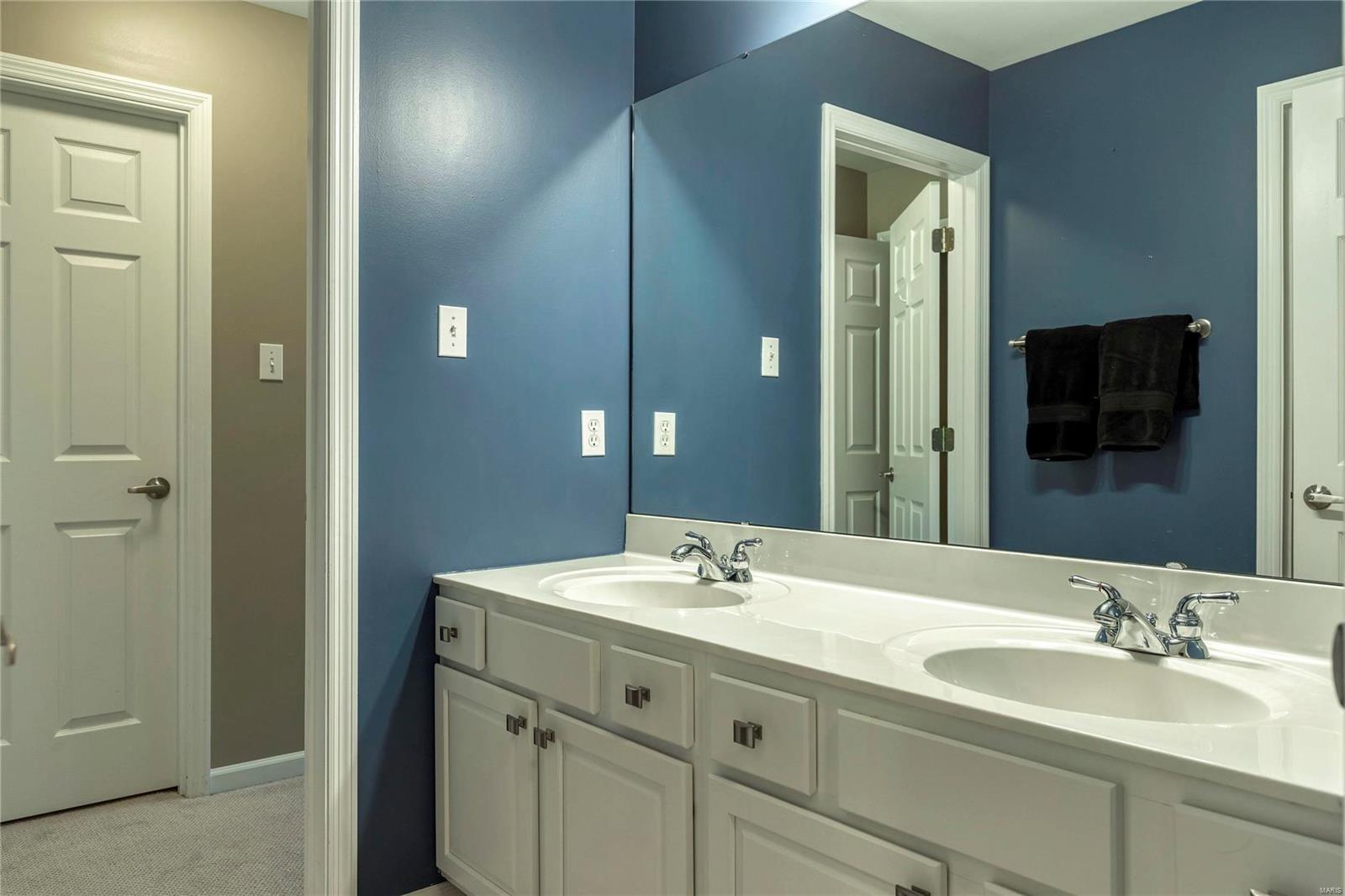 Seasons At Schoettler - Residential