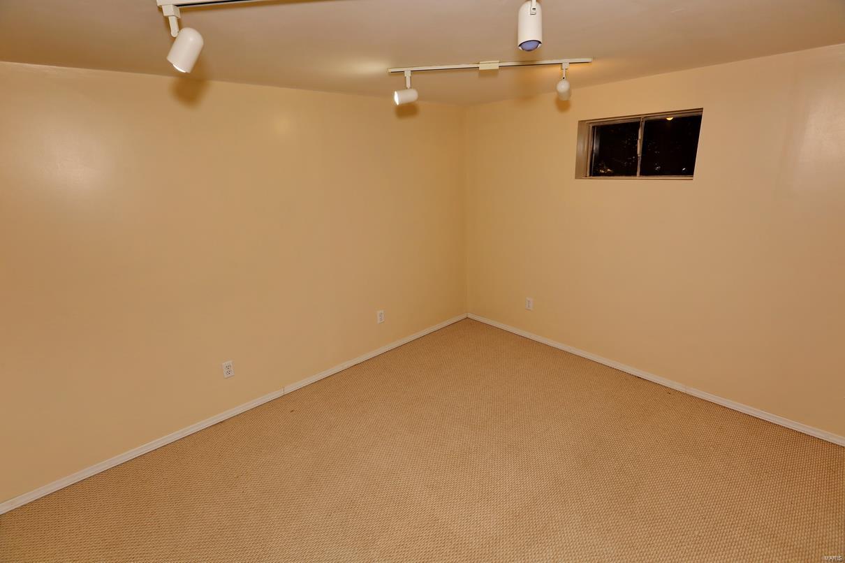 Shackleford Court 2 - Residential