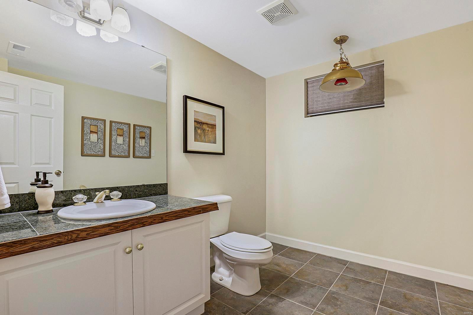 Ballas Courts - Residential