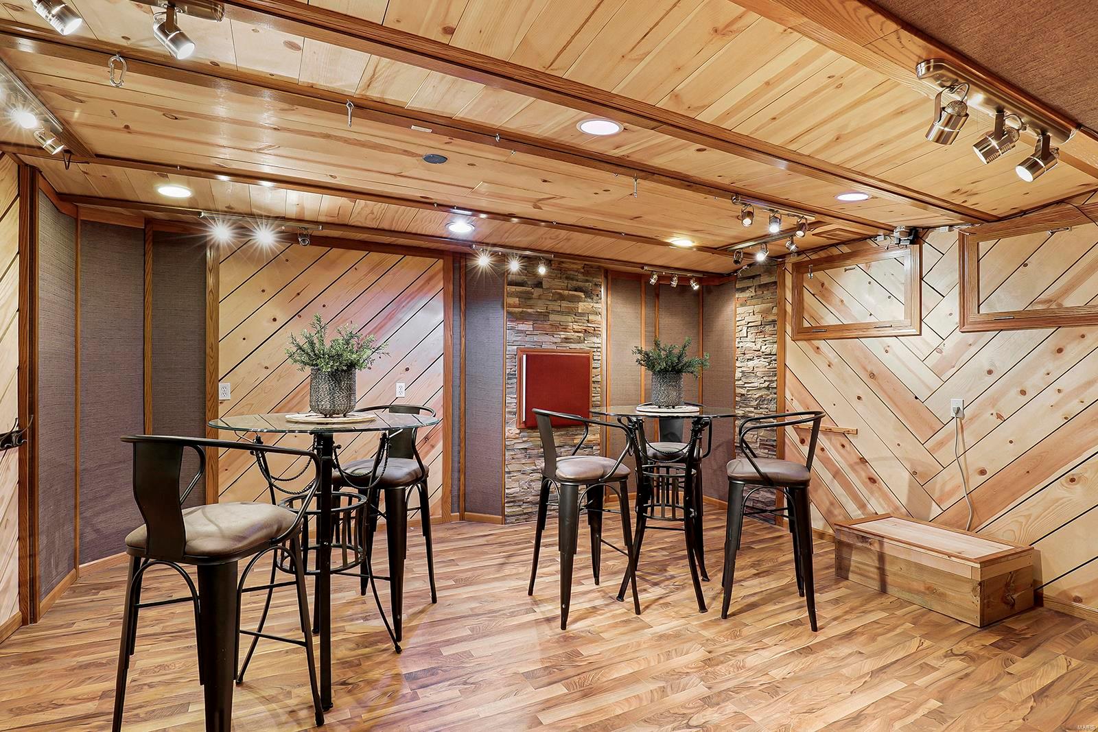 Ballas Courts - Residential