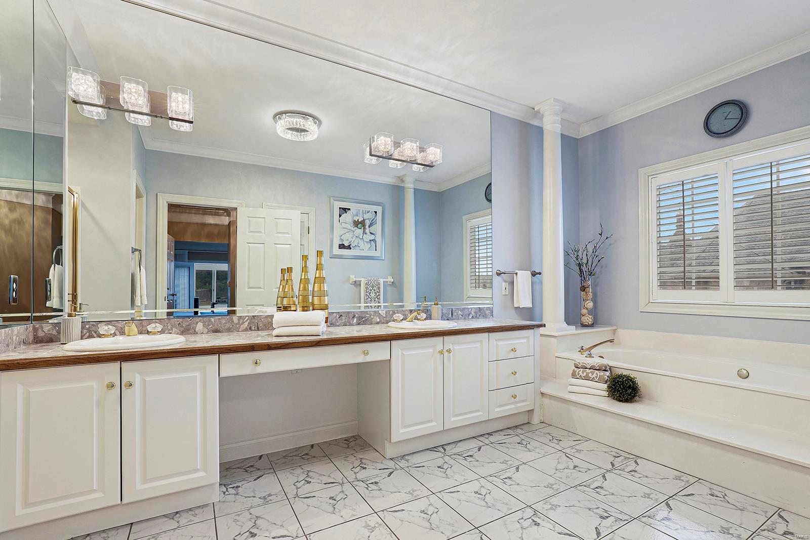 Ballas Courts - Residential