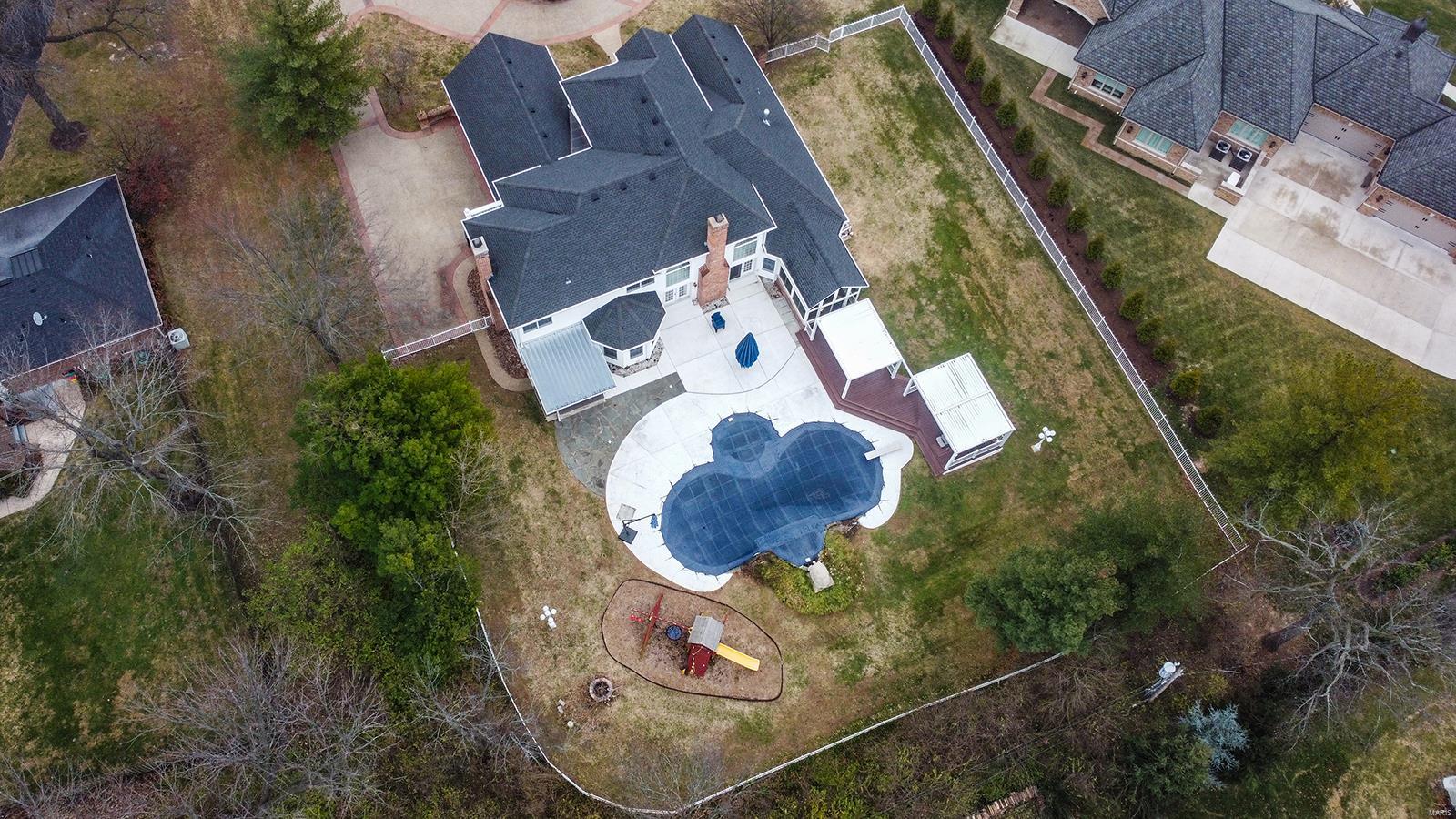 Ballas Courts - Residential