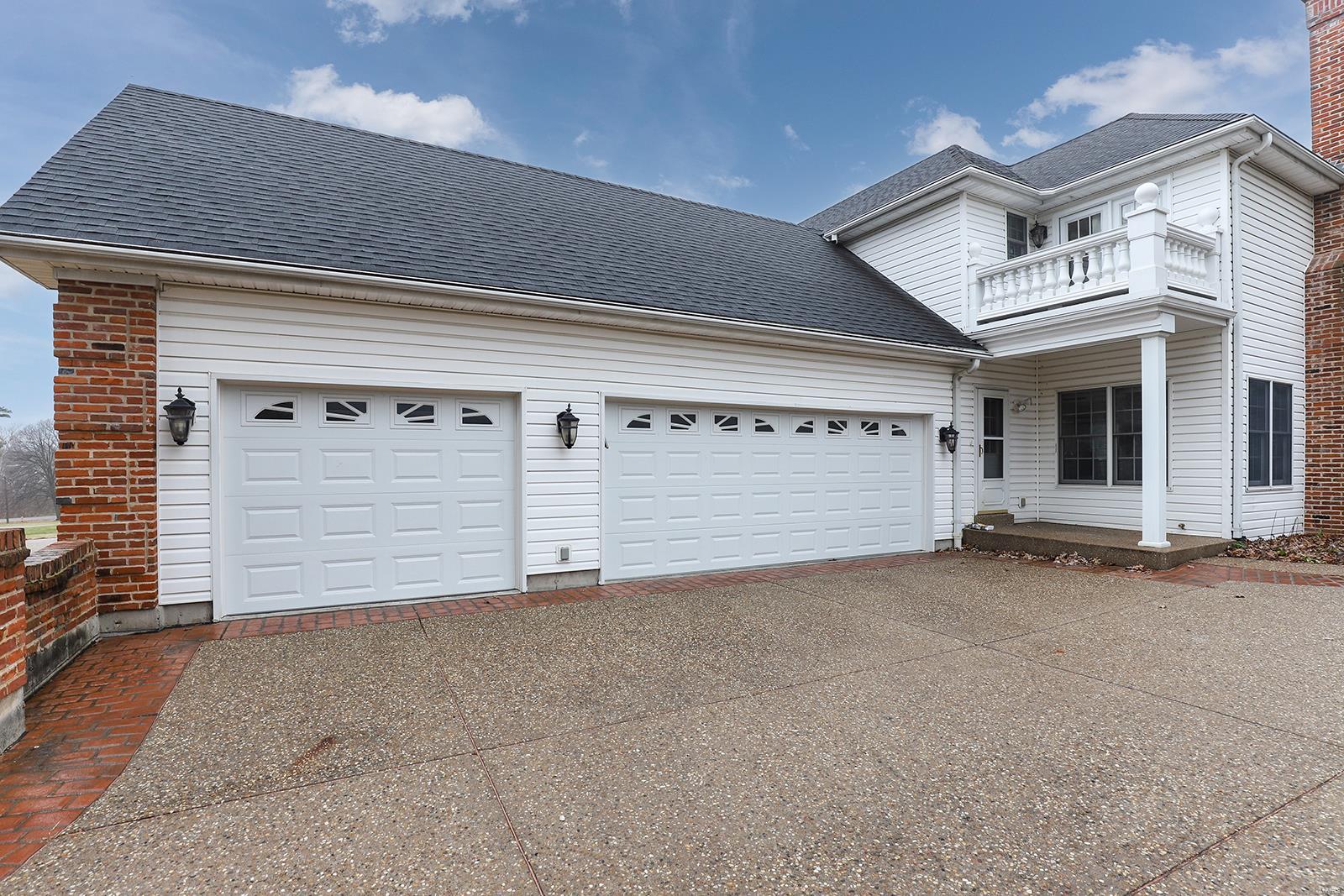 Ballas Courts - Residential