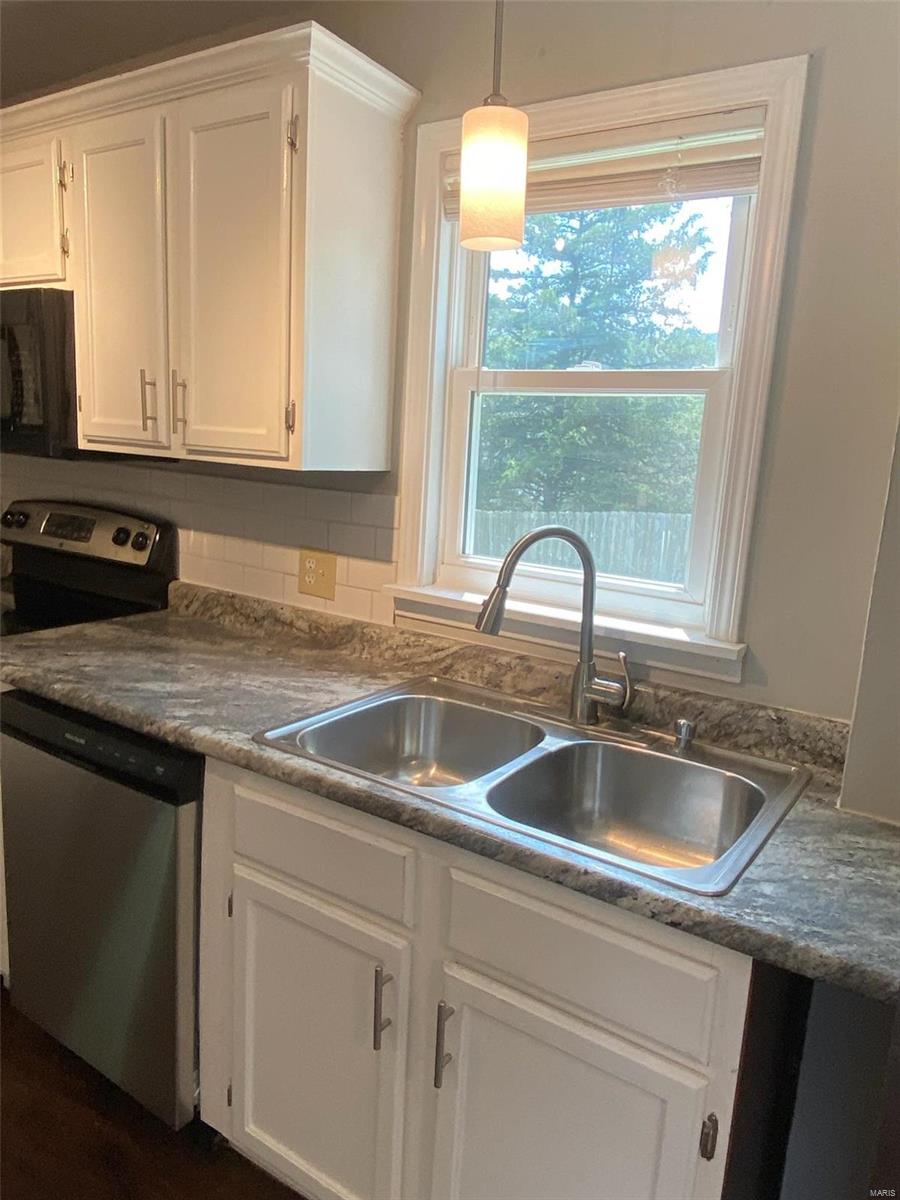 H Glenn Webers Sch Ground Park - Residential Lease