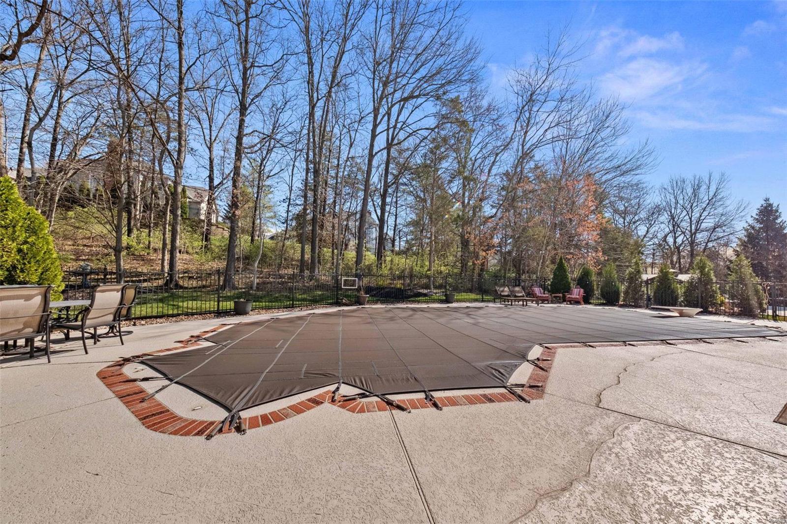 Pine Creek - Residential