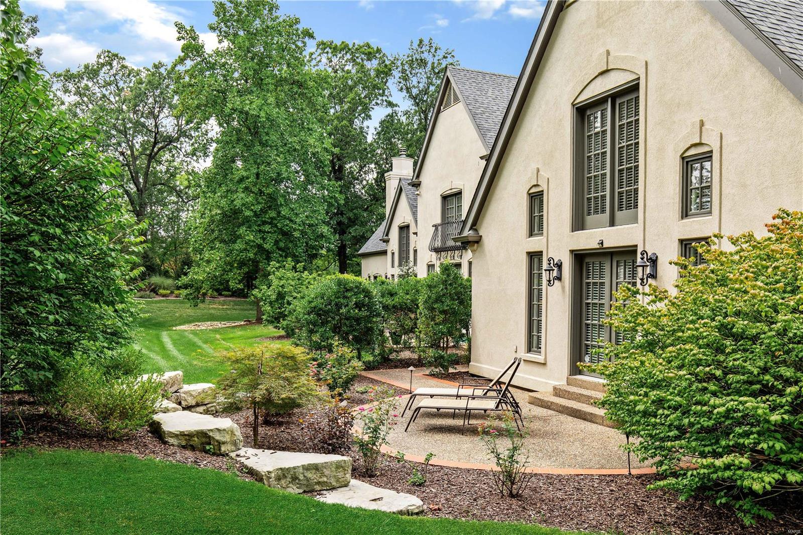 Ladue Lane - Residential