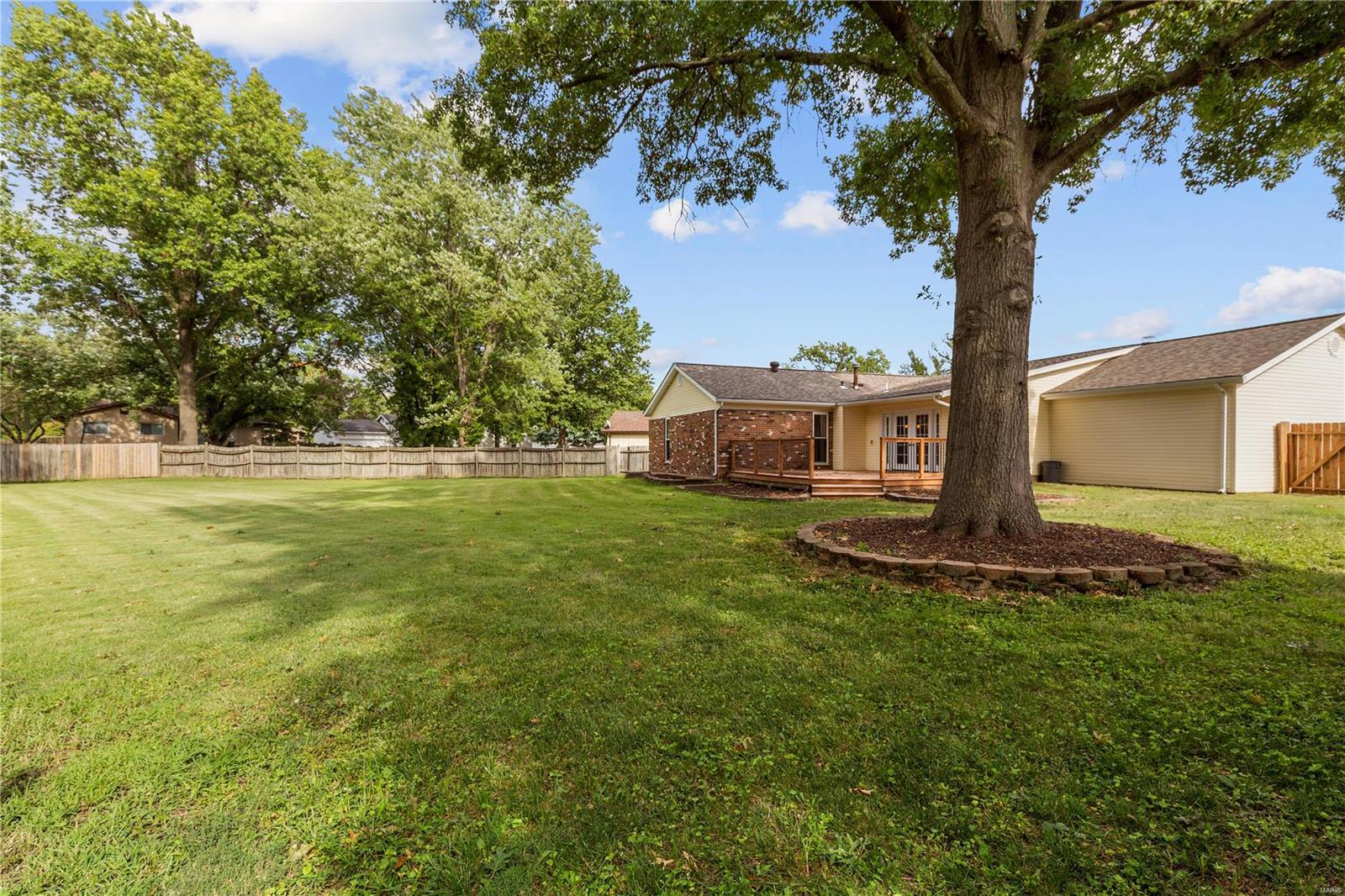 Mayer Wedgwood Green Pheasant Run - Residential