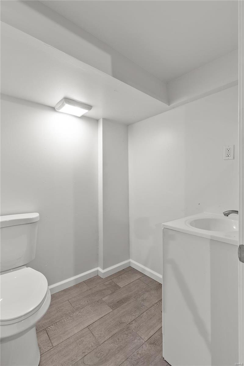 Mayer Wedgwood Green Pheasant Run - Residential