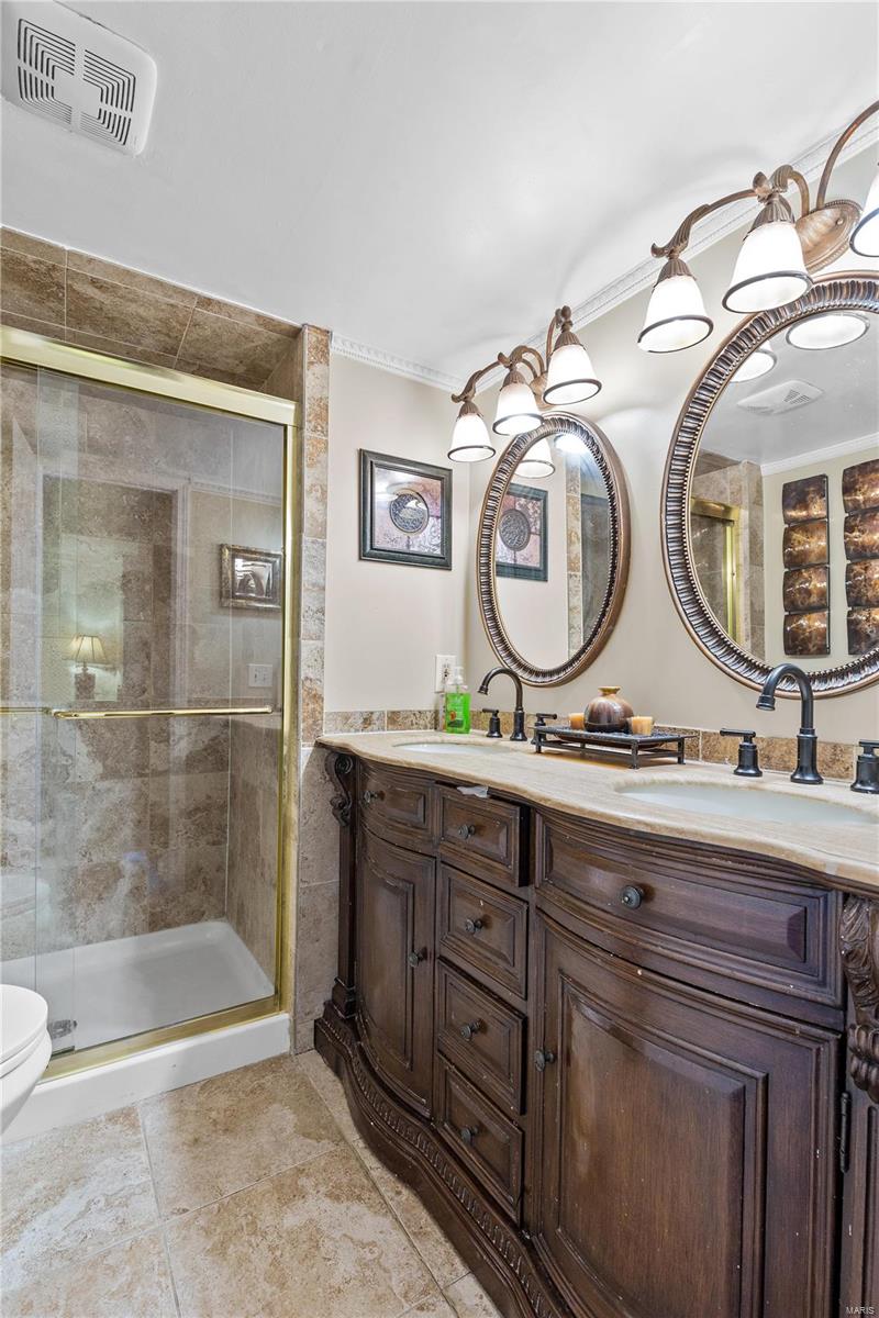 Mayer Wedgwood Green Pheasant Run - Residential